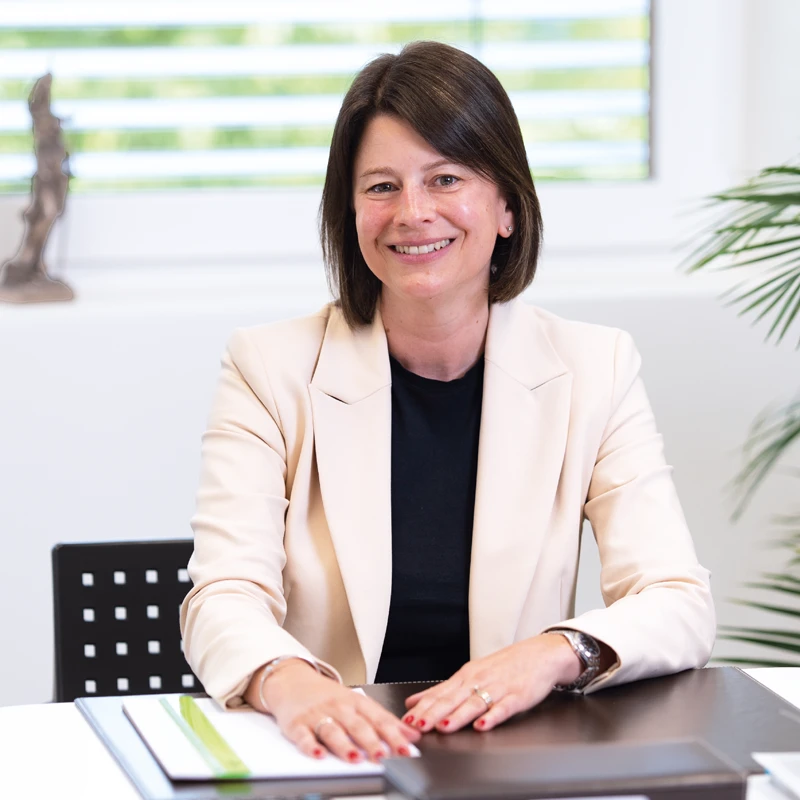 Nadine Kioes-Abbruzzese - Rechtsanwältin & Notarin bei ZKR