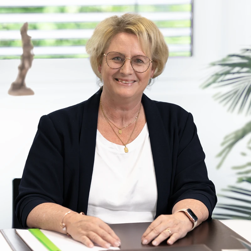 Franziska Zenke - Rechtsanwältin und Notarin bei ZKR